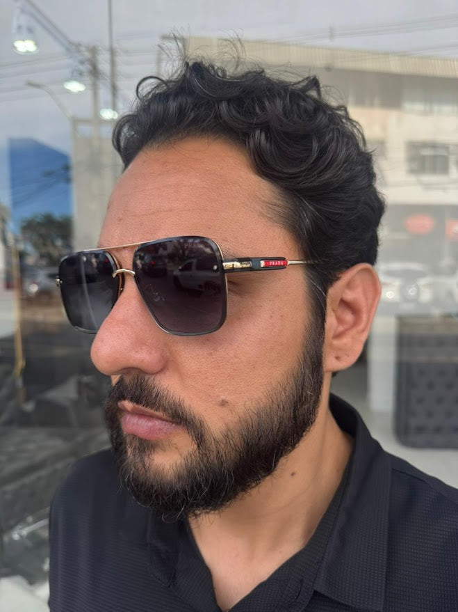 Óculos Prada Sport